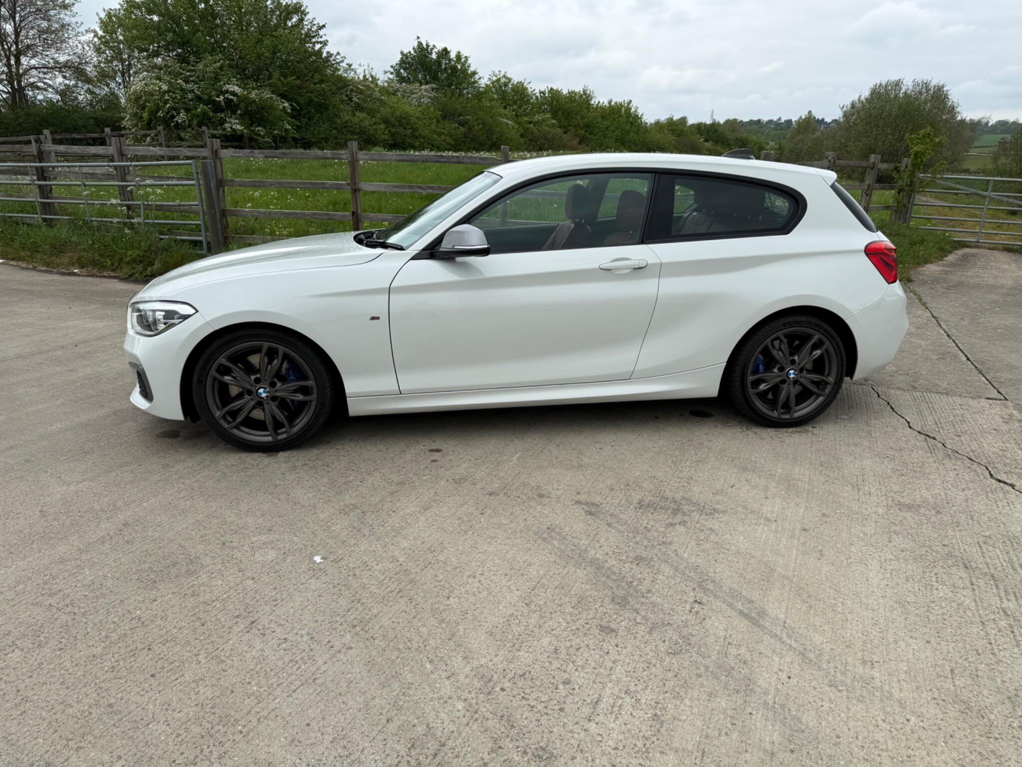 BMW 1 Series 3.0 M135i Euro 6 (s/s) 3dr — photo 60 of 92